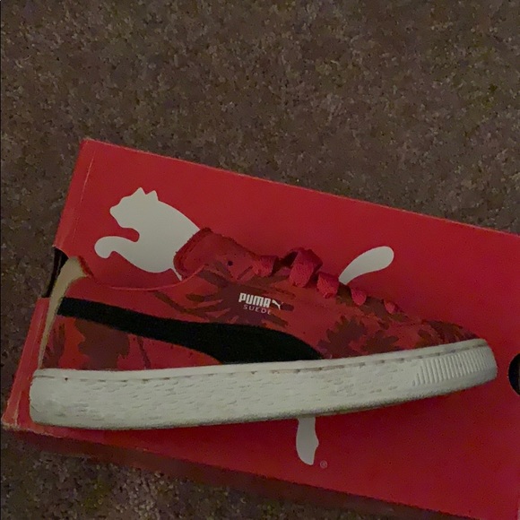 Kids Sneakers - Picture 1 of 2